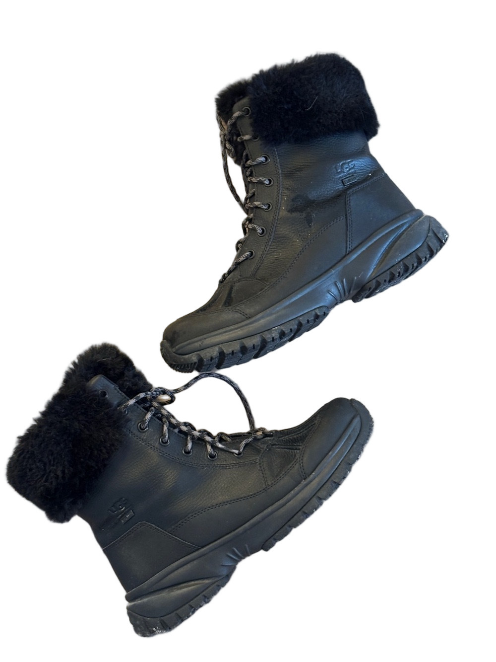 UGG Women's Yose Fluff Boot Size 10 - Picture 16 of 16